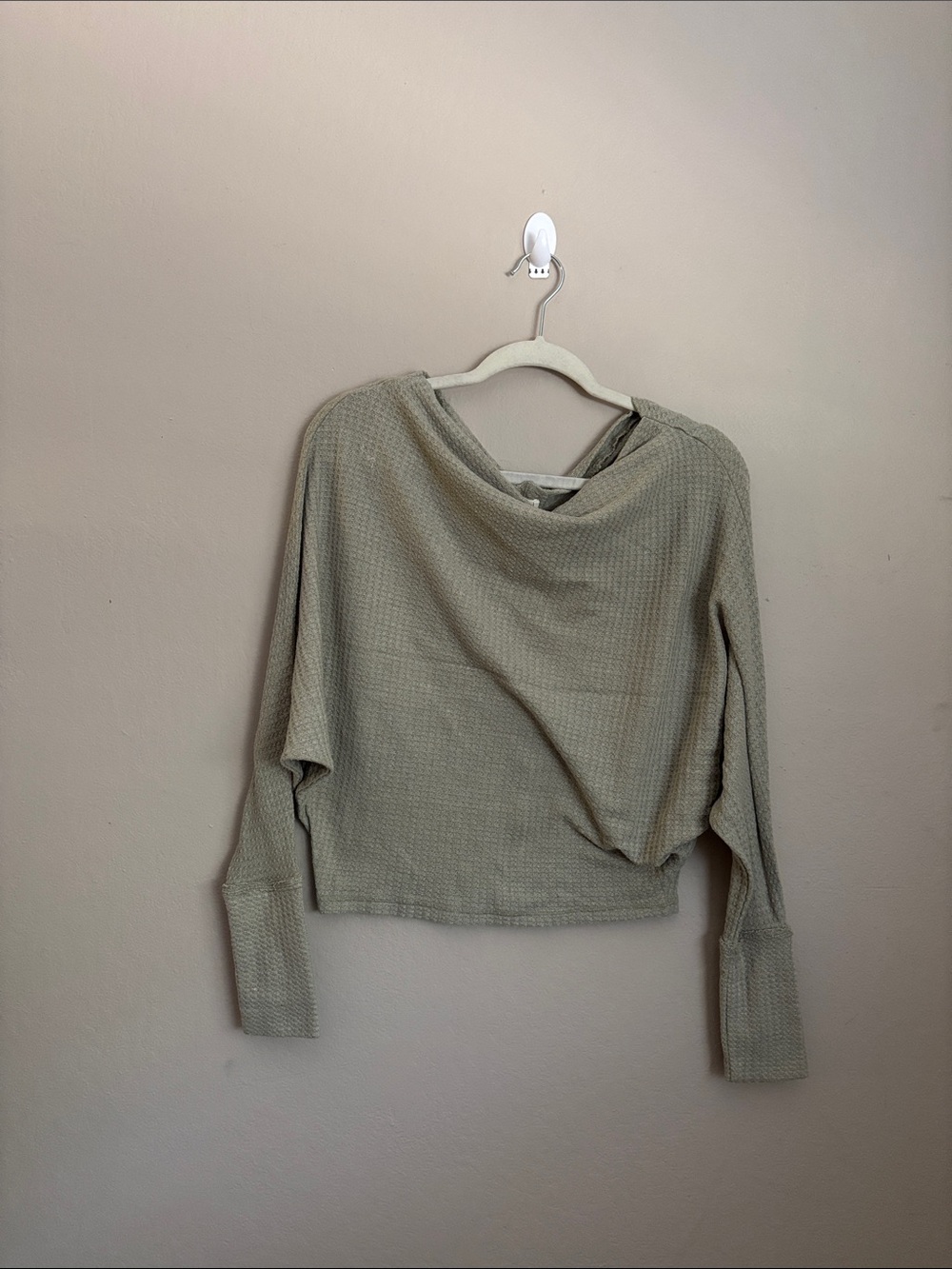Essue Waffle texture long sleeve top size small